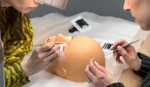 Basic eyelash extension course